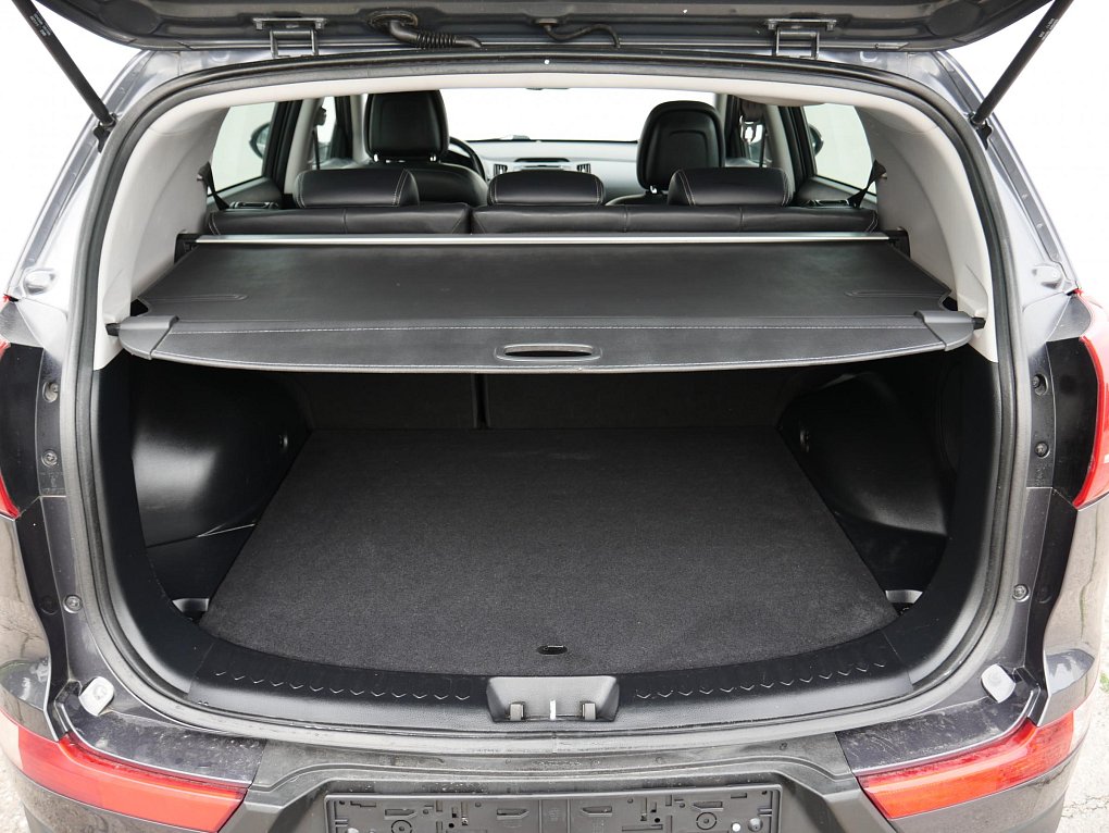 Kia Sportage 2.0 CVVT Spirit AWD