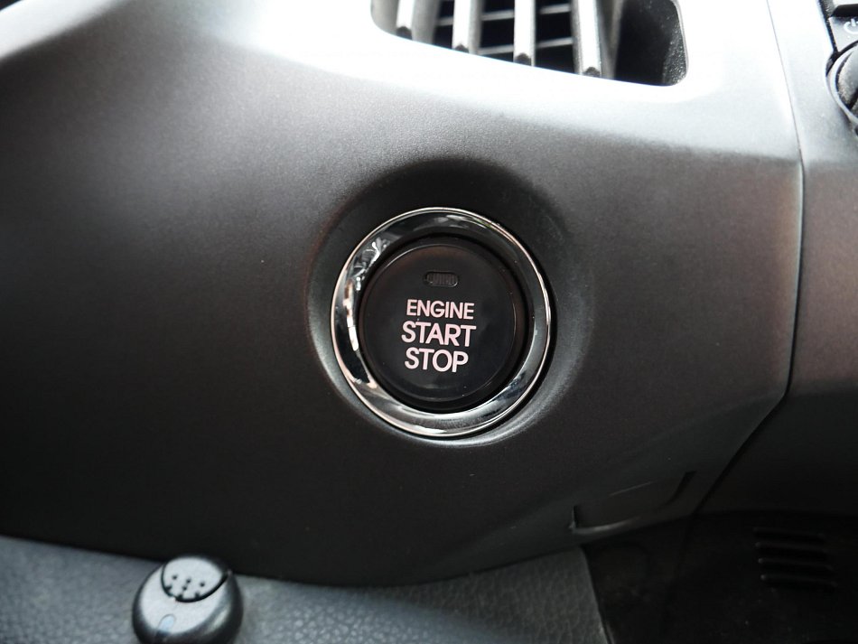 Kia Sportage 2.0 CVVT Spirit AWD