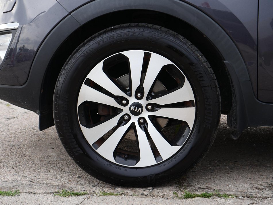 Kia Sportage 2.0 CVVT Spirit AWD