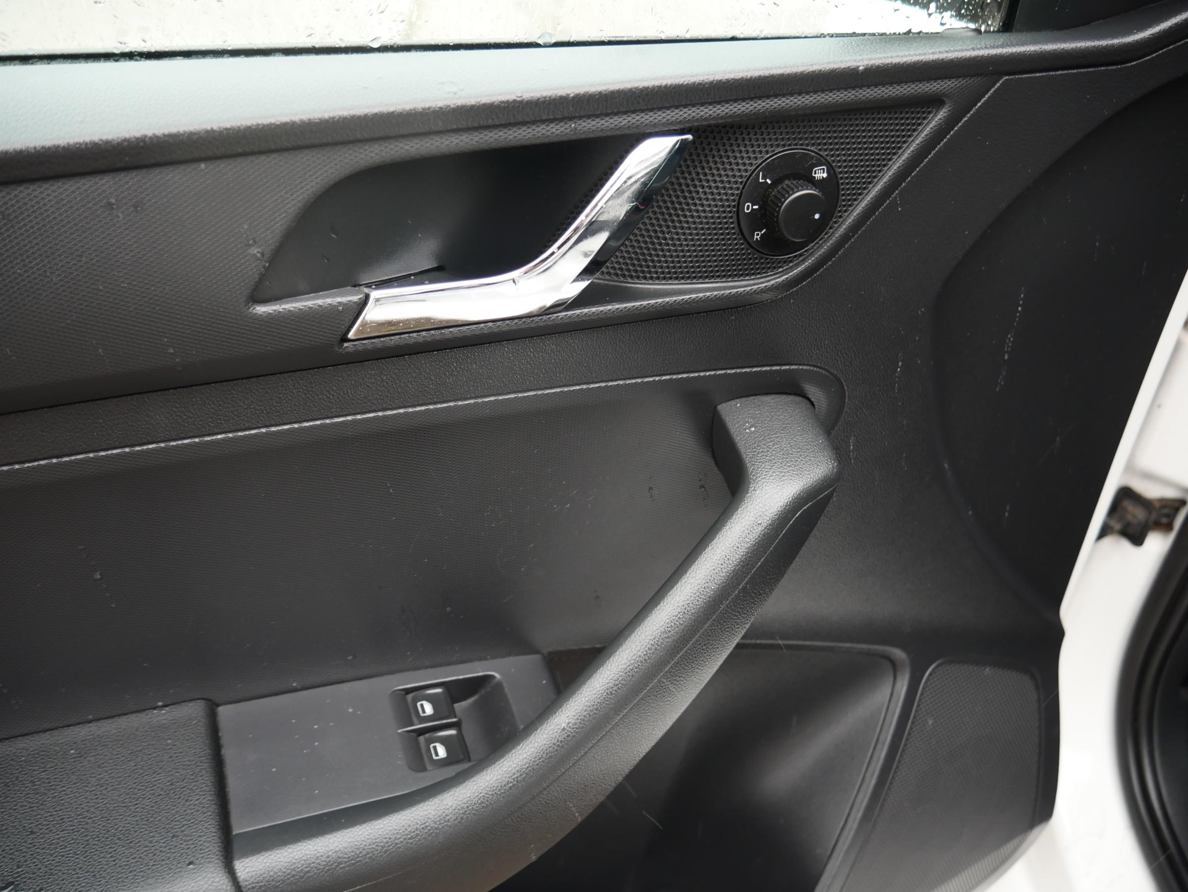 Škoda Rapid, 2015 - pohled č. 12