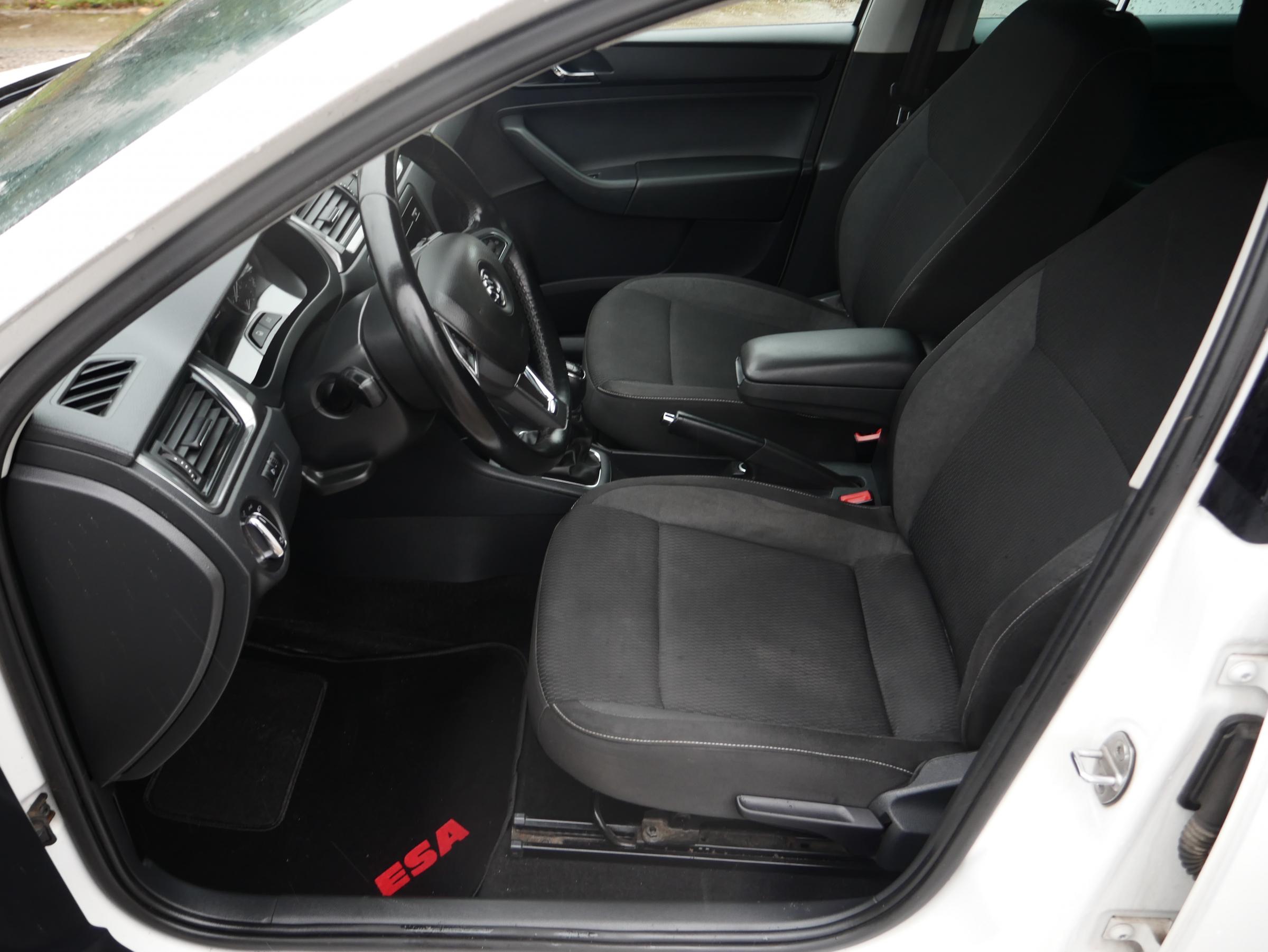 Škoda Rapid, 2015 - pohled č. 9