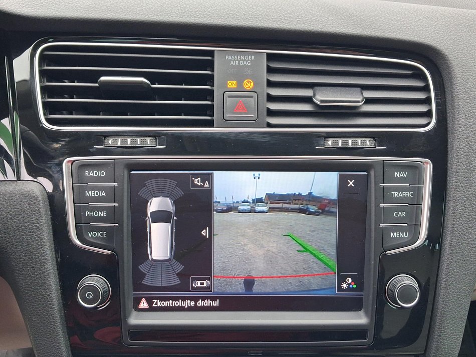 Volkswagen Golf 2.0 TDi Highline