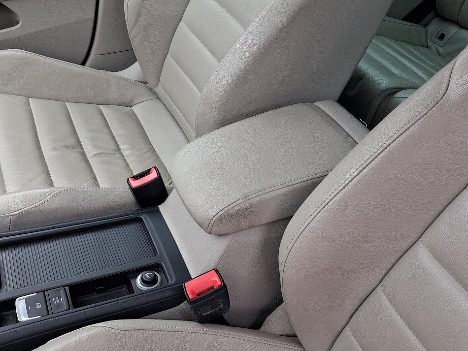 Volkswagen Golf 2.0 TDi Highline