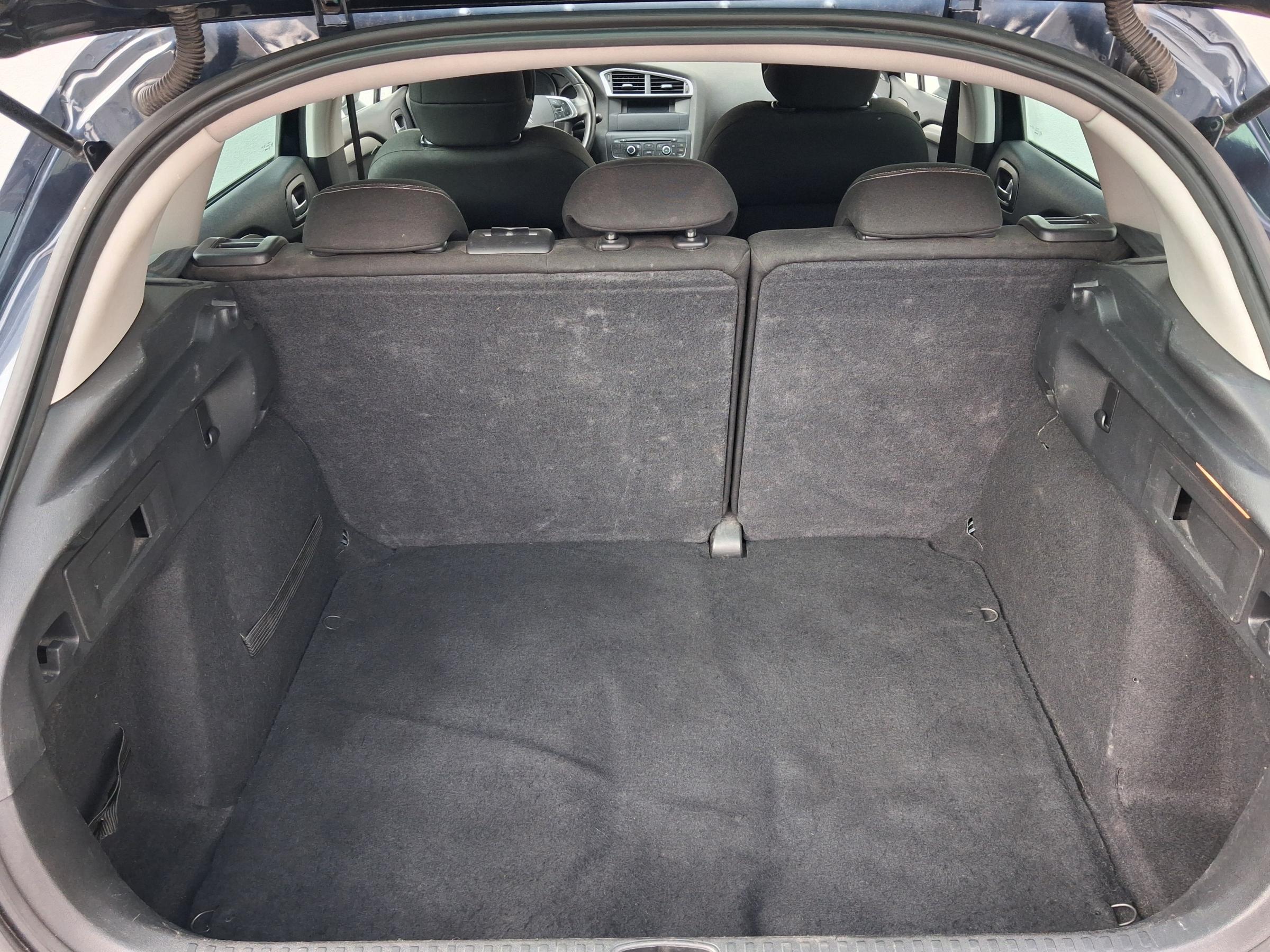 Citroën C4, 2011 - pohled č. 7