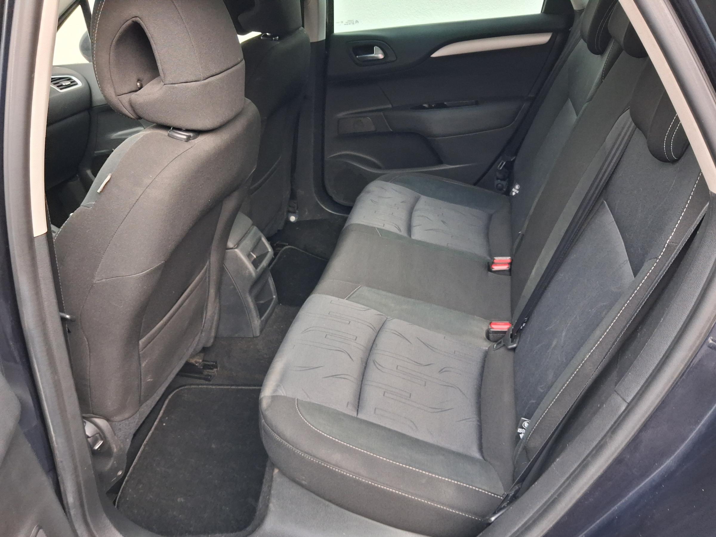 Citroën C4, 2011 - pohled č. 8