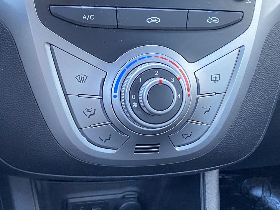 Hyundai Ix20 1.4 i 