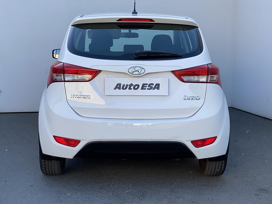 Hyundai Ix20 1.4 i 
