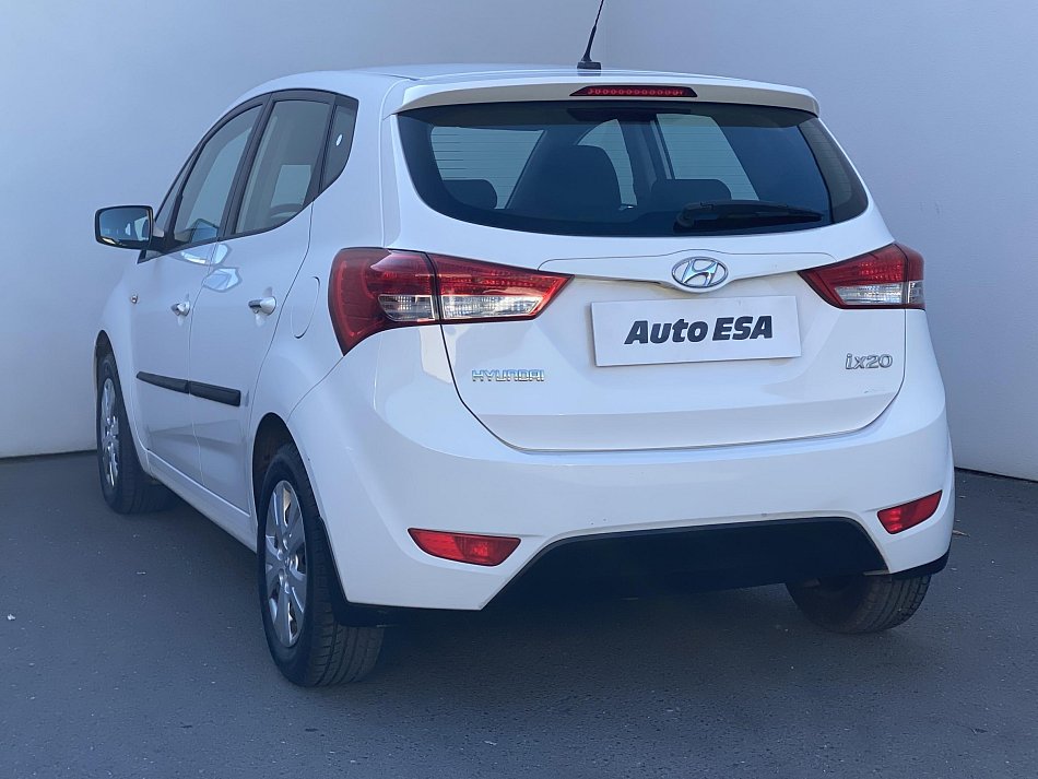 Hyundai Ix20 1.4 i 