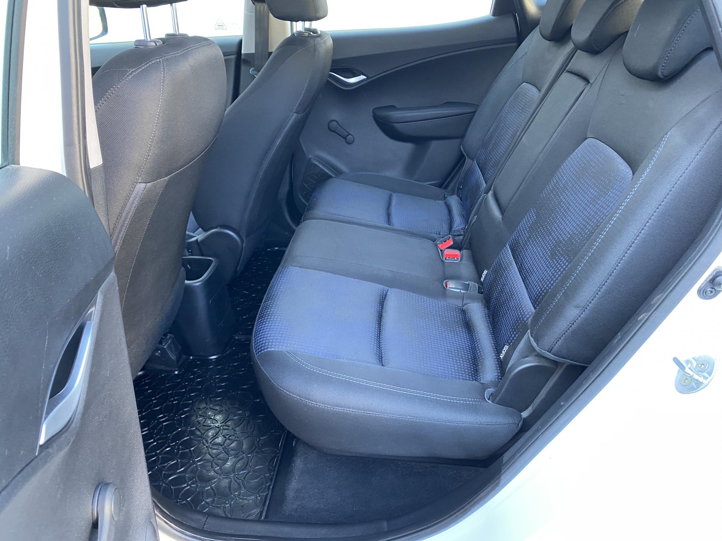 Hyundai ix20, 2013 - pohled č. 10