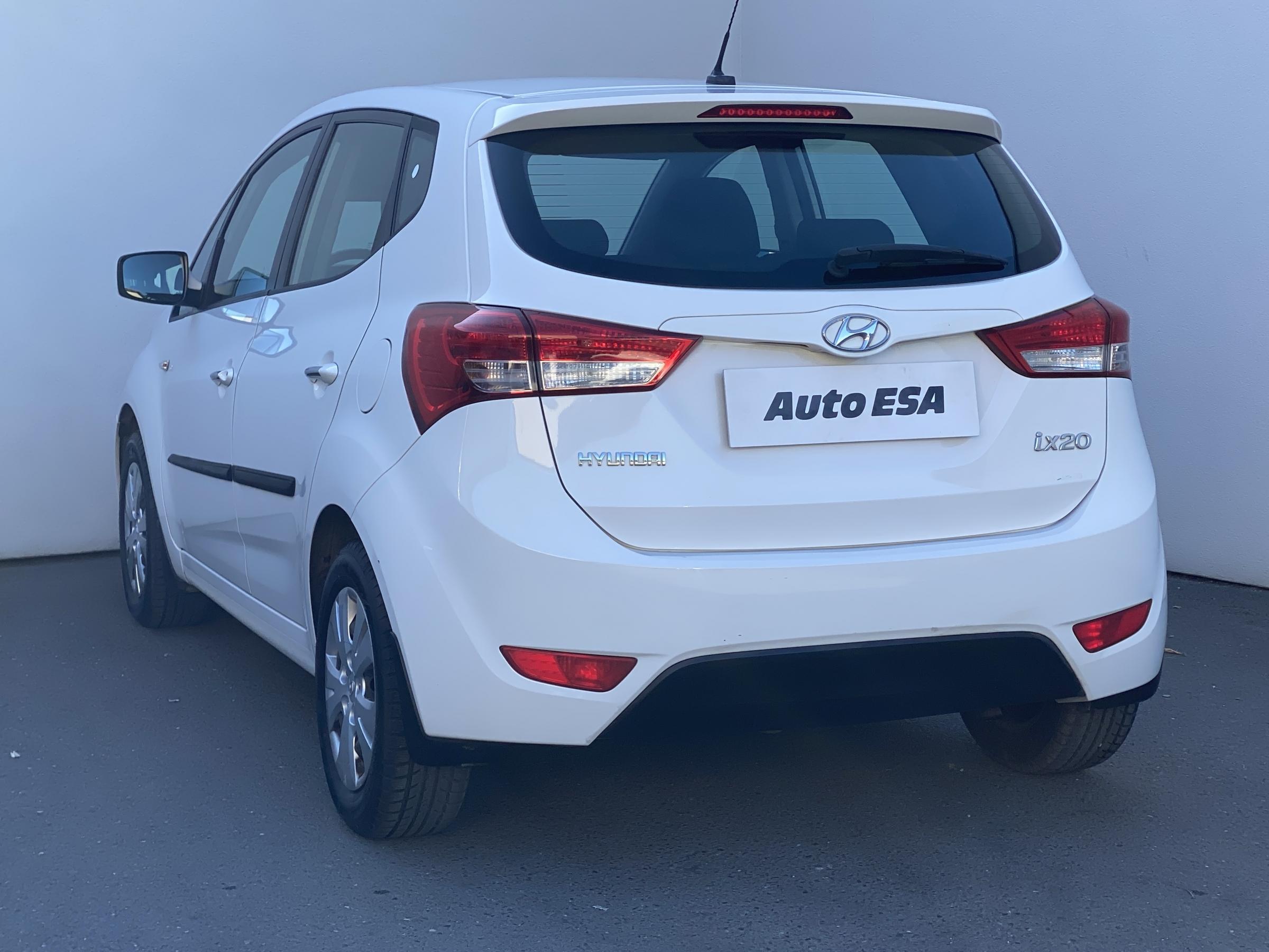 Hyundai ix20, 2013 - pohled č. 6