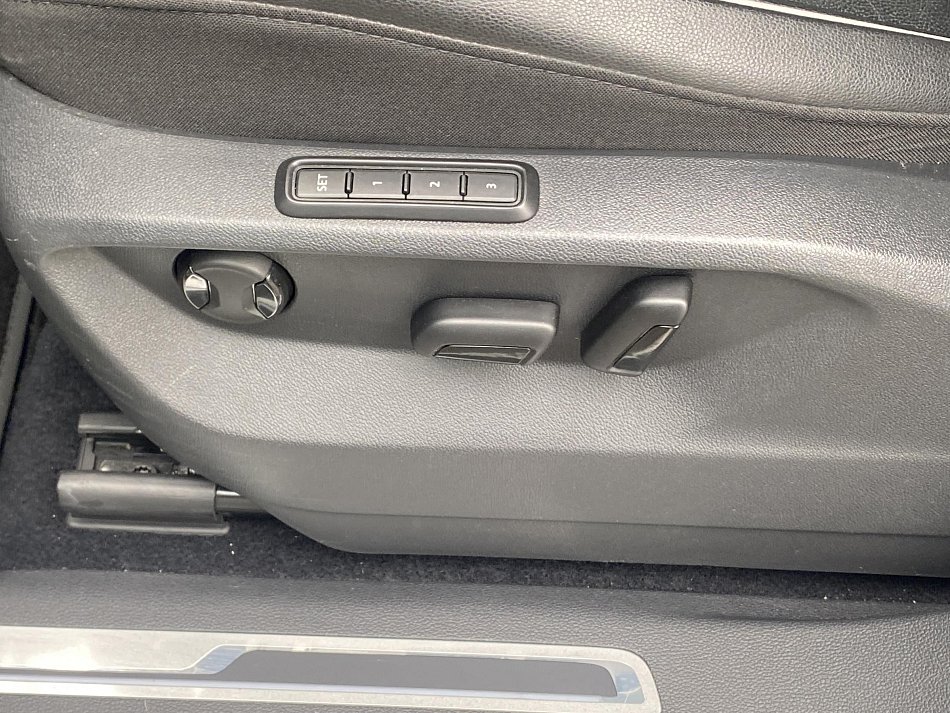 Volkswagen Tiguan Allspace  2.0 TDi Highline 4X4