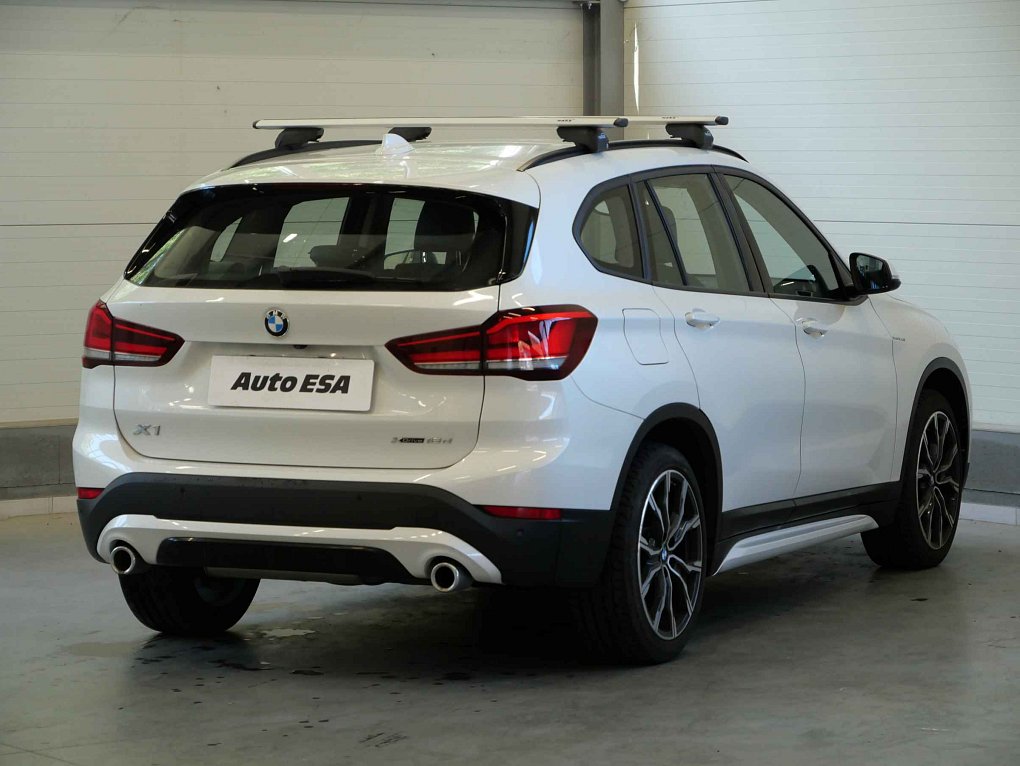 BMW X1 2.0D  XDRIVE18D