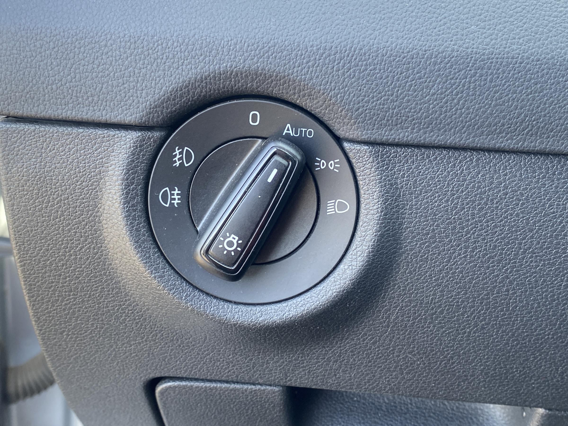 Škoda Octavia III, 2012 - pohled č. 24