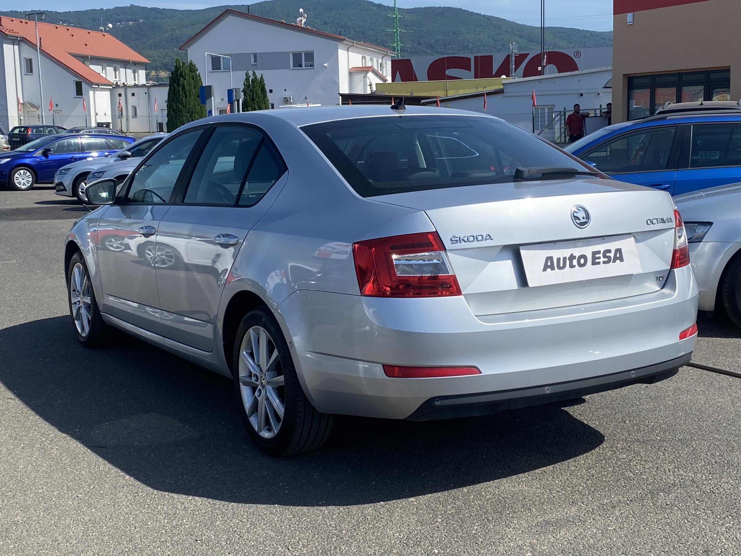 Škoda Octavia III, 2012 - pohled č. 4