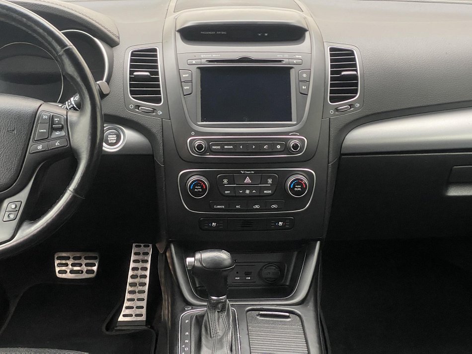 Kia Sorento 2.2CRDi  4x4