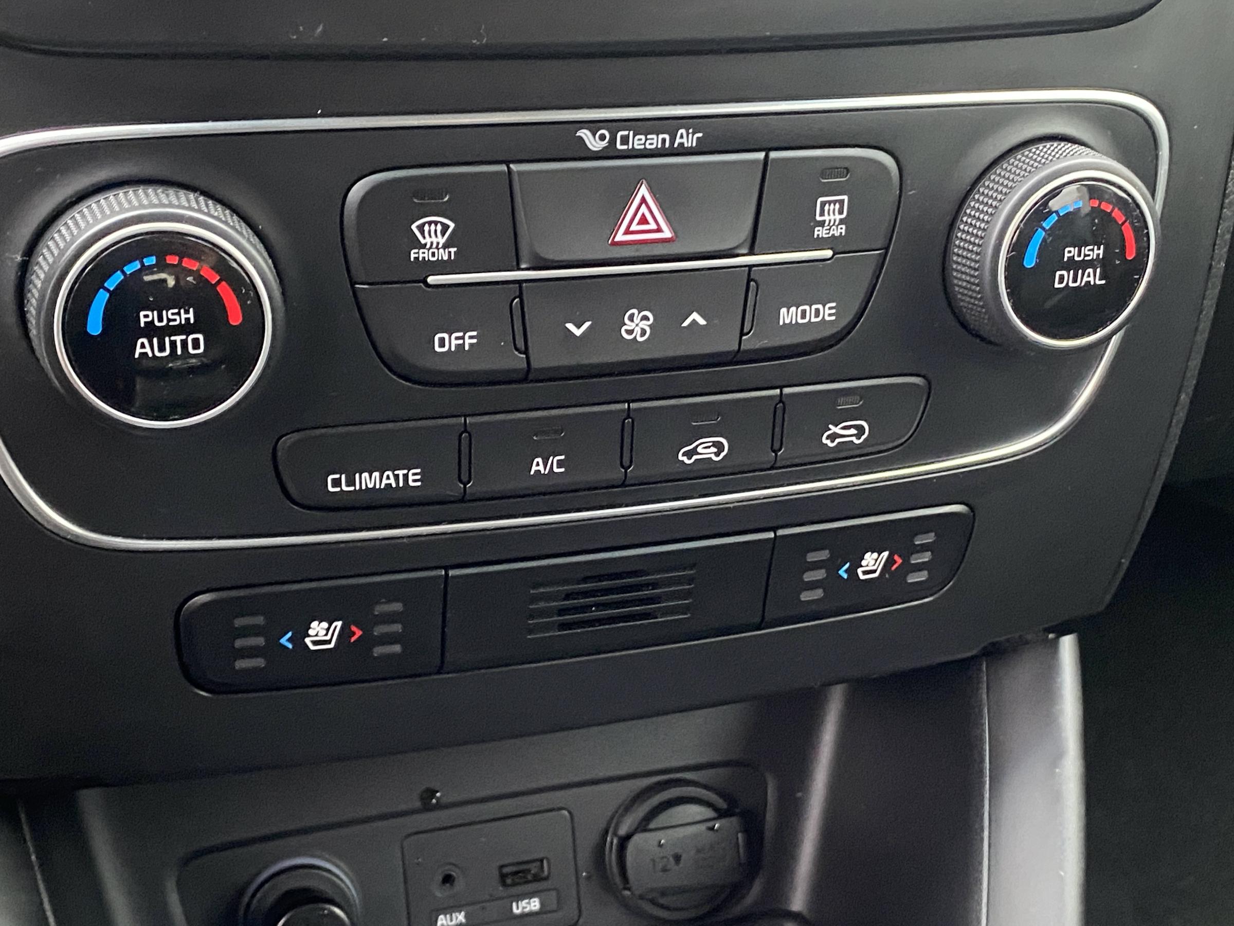 Kia Sorento, 2014 - pohled č. 19