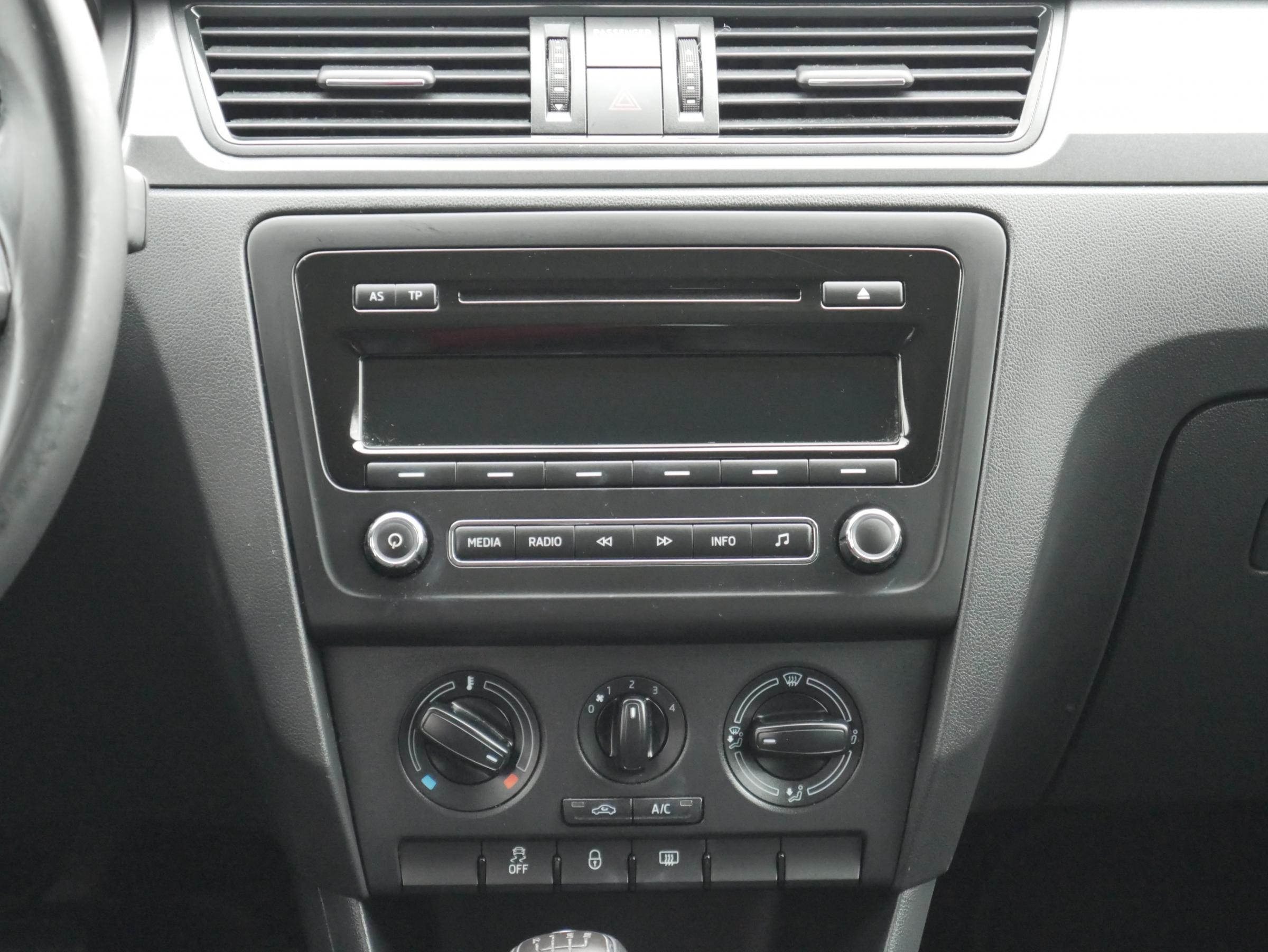 Škoda Rapid, 2015 - pohled č. 11