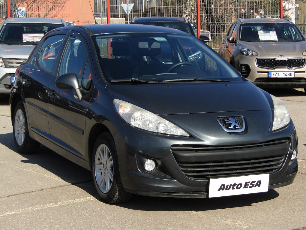 Peugeot 207 1.4 i 