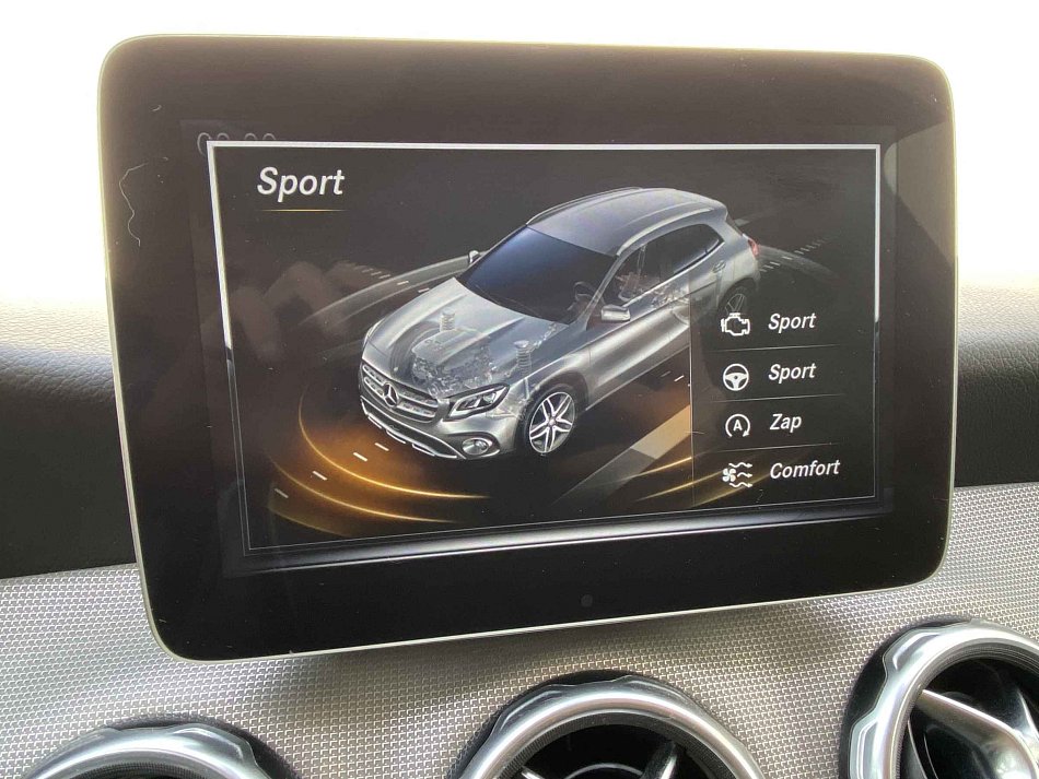Mercedes-Benz CLA 2.2 CDi  4Matic