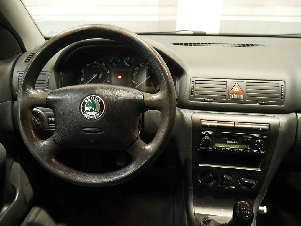 Škoda Octavia 1.6 MPi 