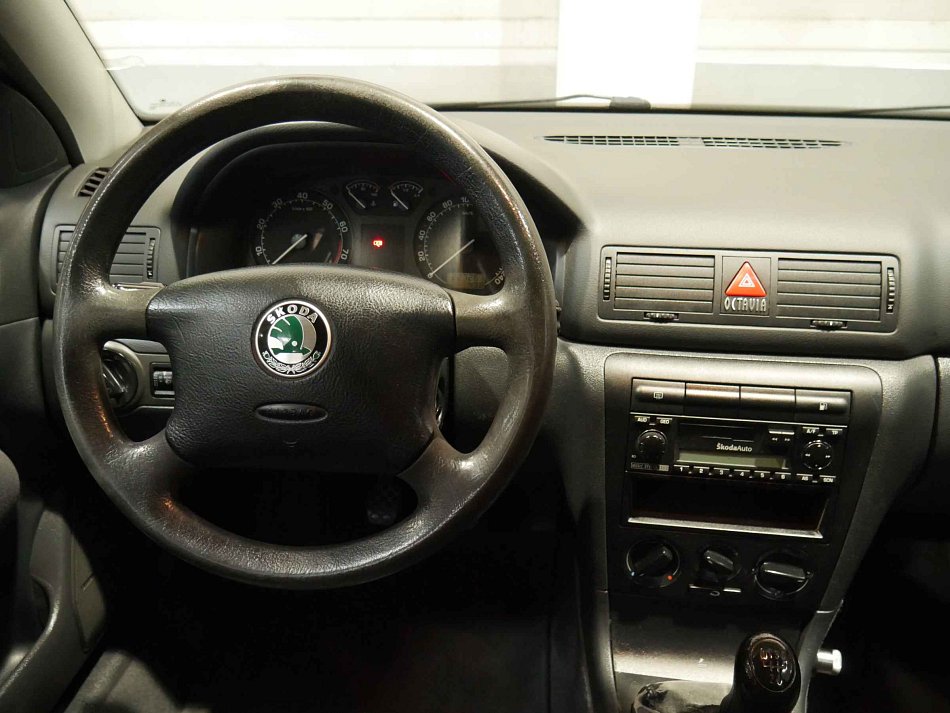 Škoda Octavia 1.6 MPi 