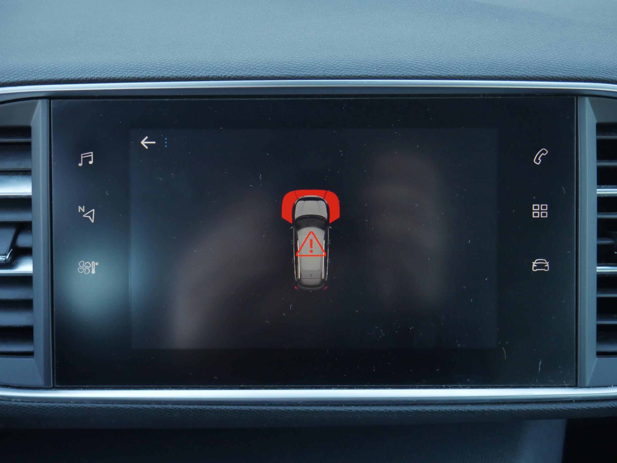 Peugeot 308, 2018 - pohled č. 19