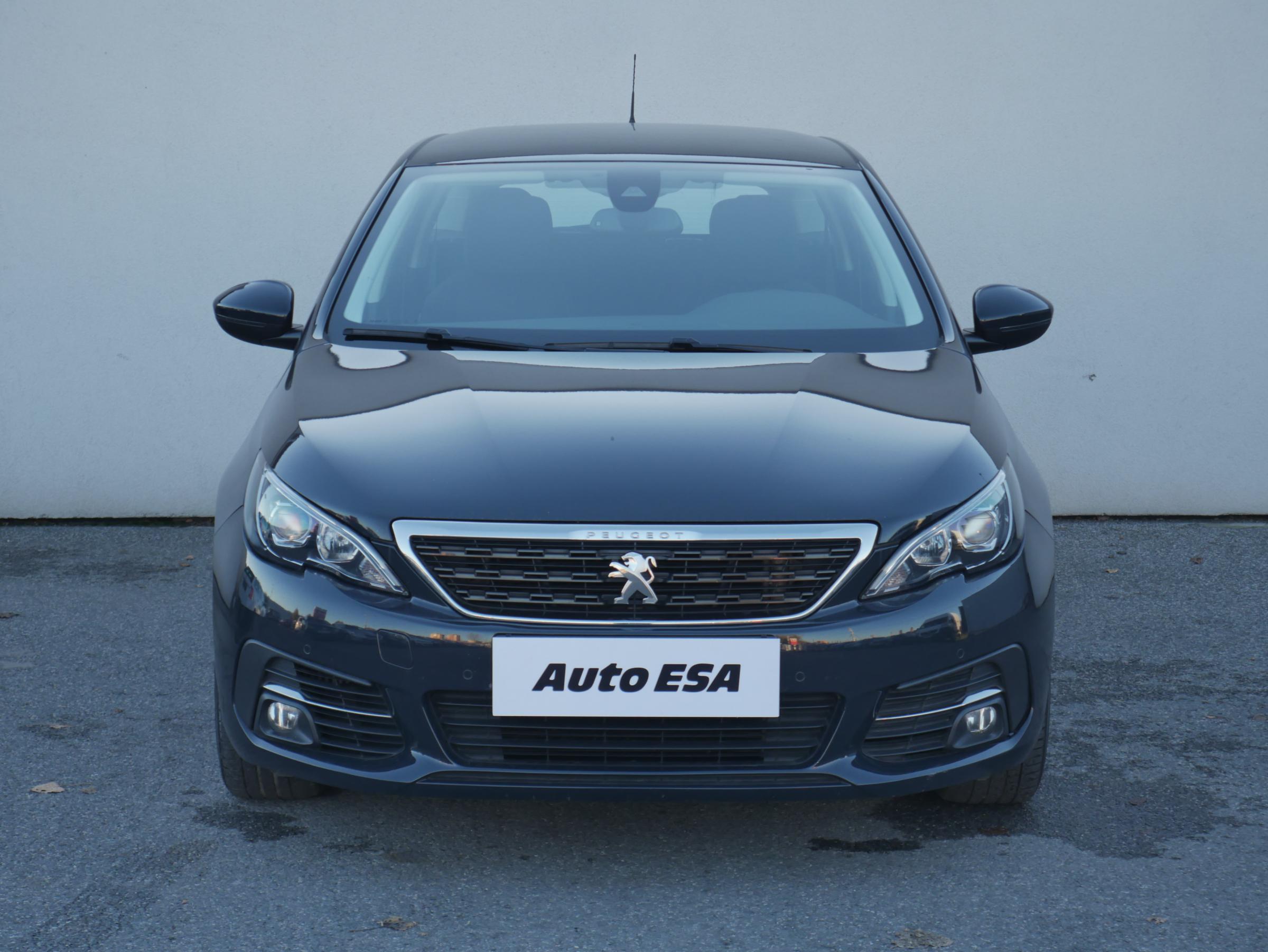 Peugeot 308, 2018 - pohled č. 2