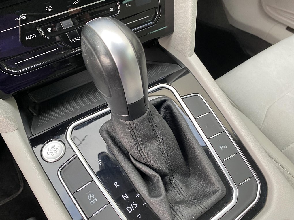 Volkswagen Passat 2.0 TDI Elegance