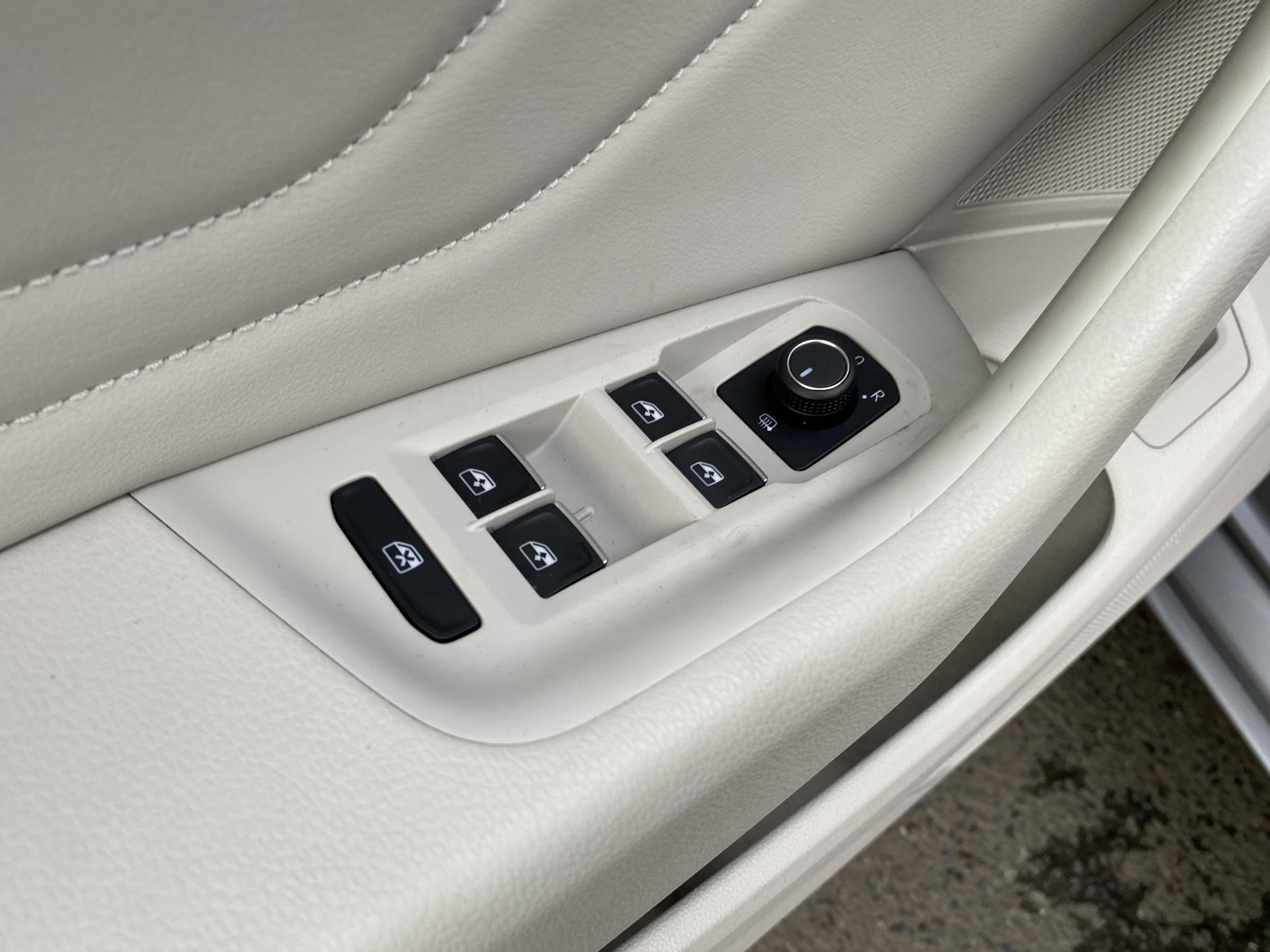 Volkswagen Passat, 2022 - pohled č. 13