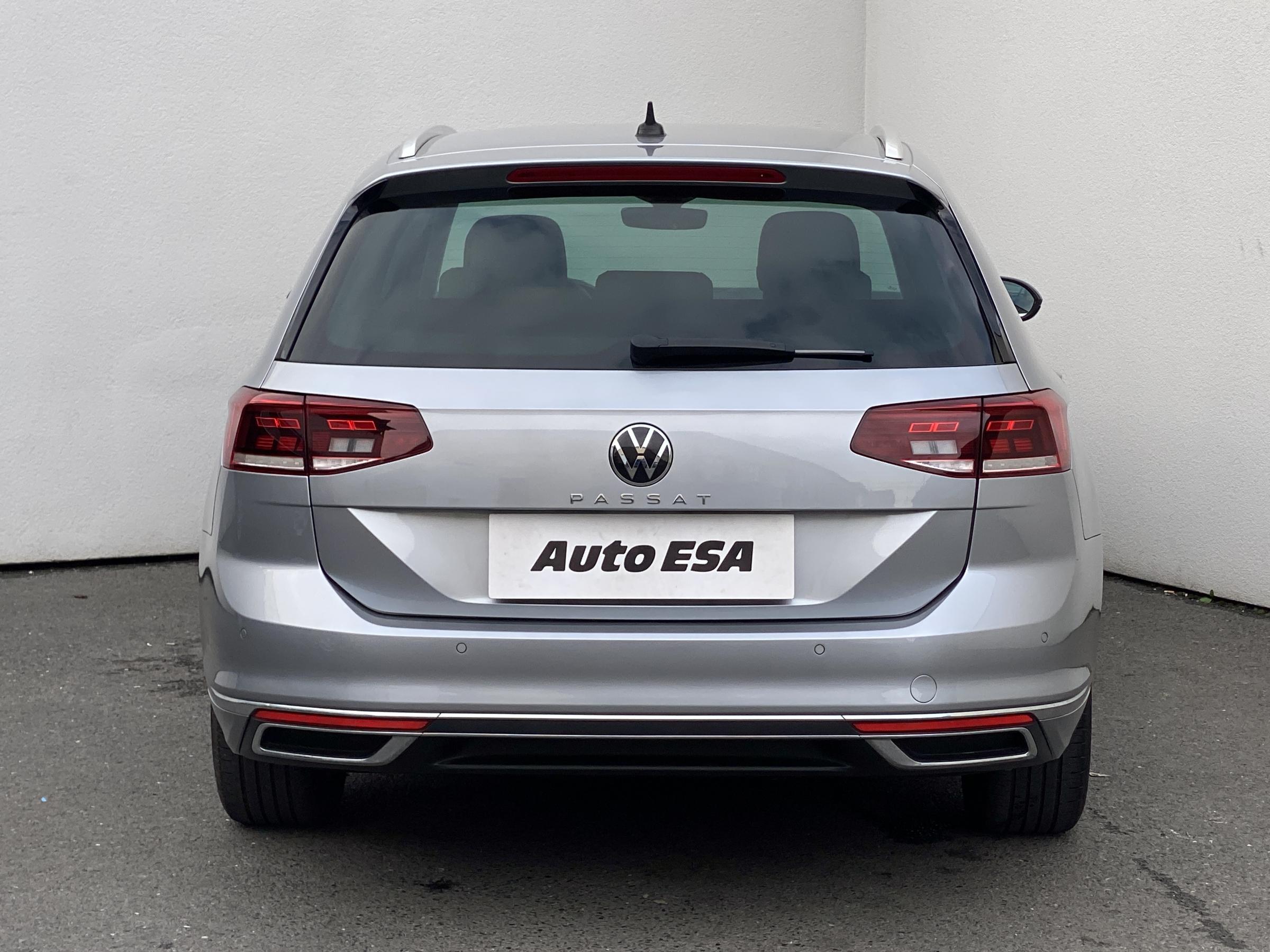 Volkswagen Passat, 2022 - pohled č. 5