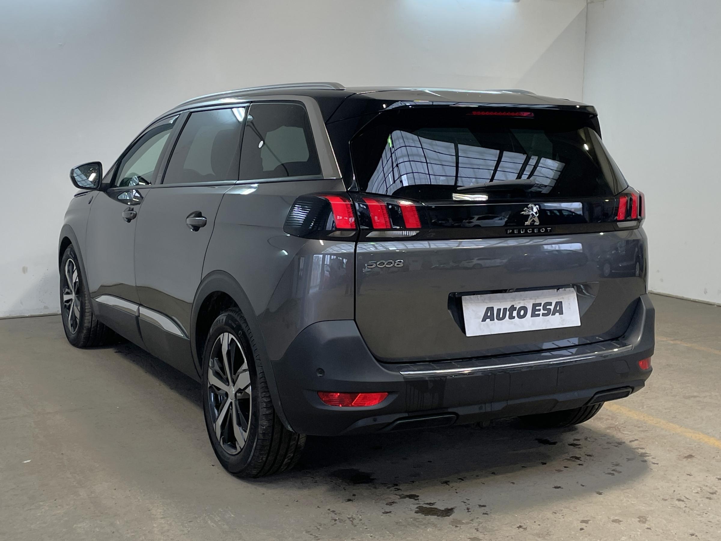 Peugeot 5008, 2019 - pohled č. 6