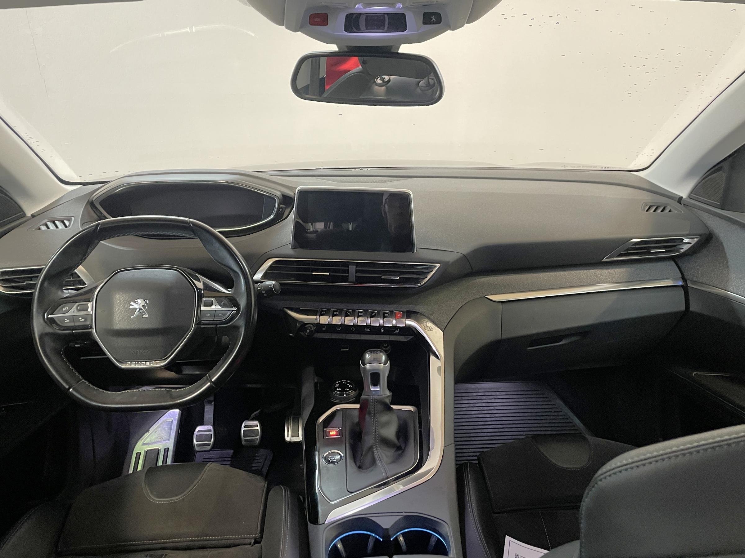 Peugeot 5008, 2019 - pohled č. 8