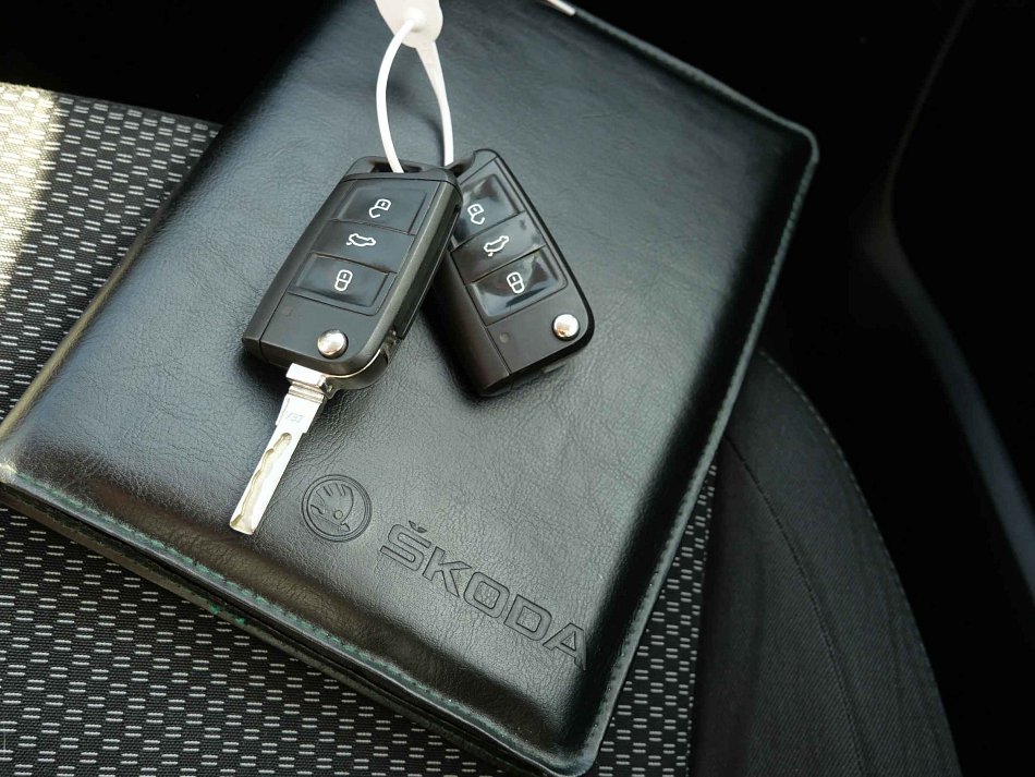 Škoda Octavia III 1.4 TSi Ambition