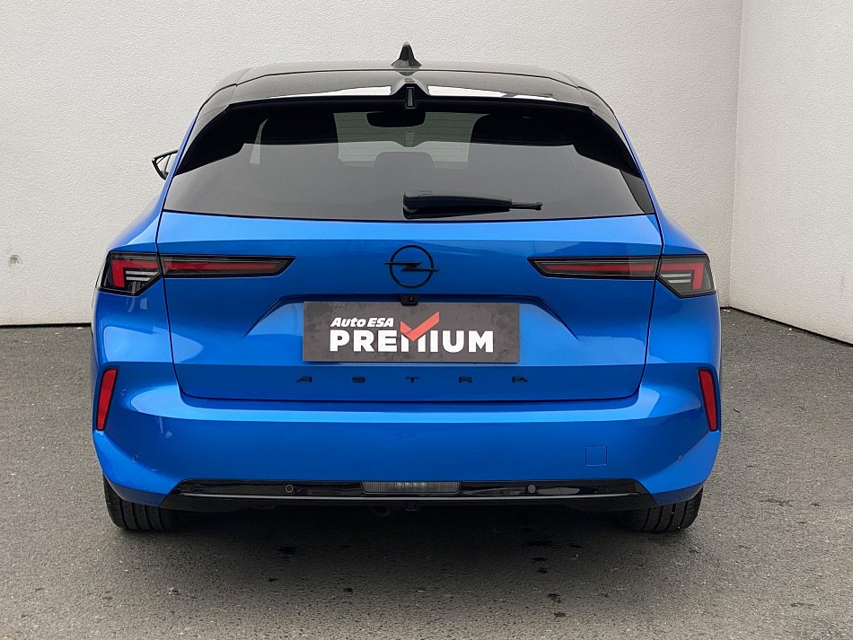 Opel Astra 1.2 i GS Line