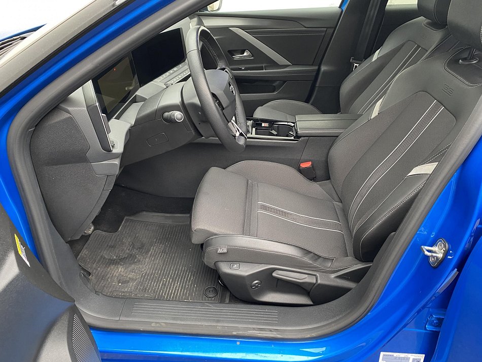 Opel Astra 1.2 i GS Line