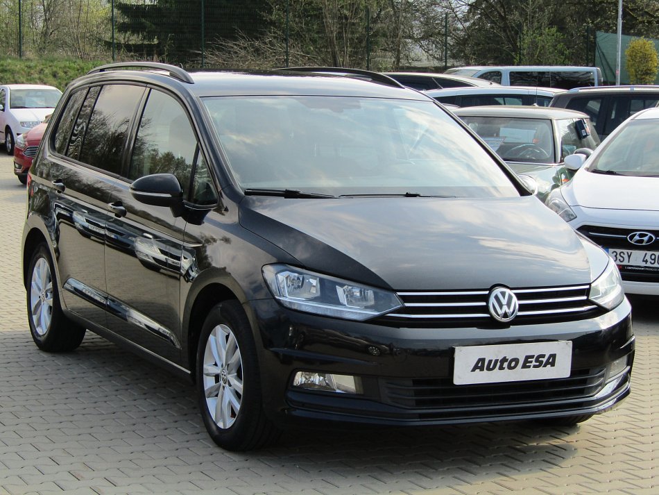 Volkswagen Touran 2.0 TDi 