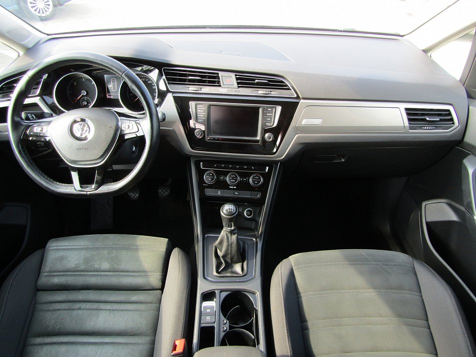 Volkswagen Touran 2.0 TDi 