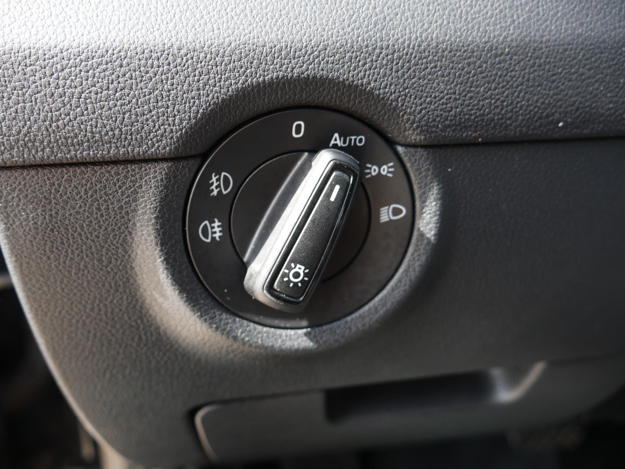 Škoda Octavia III, 2014 - pohled č. 14