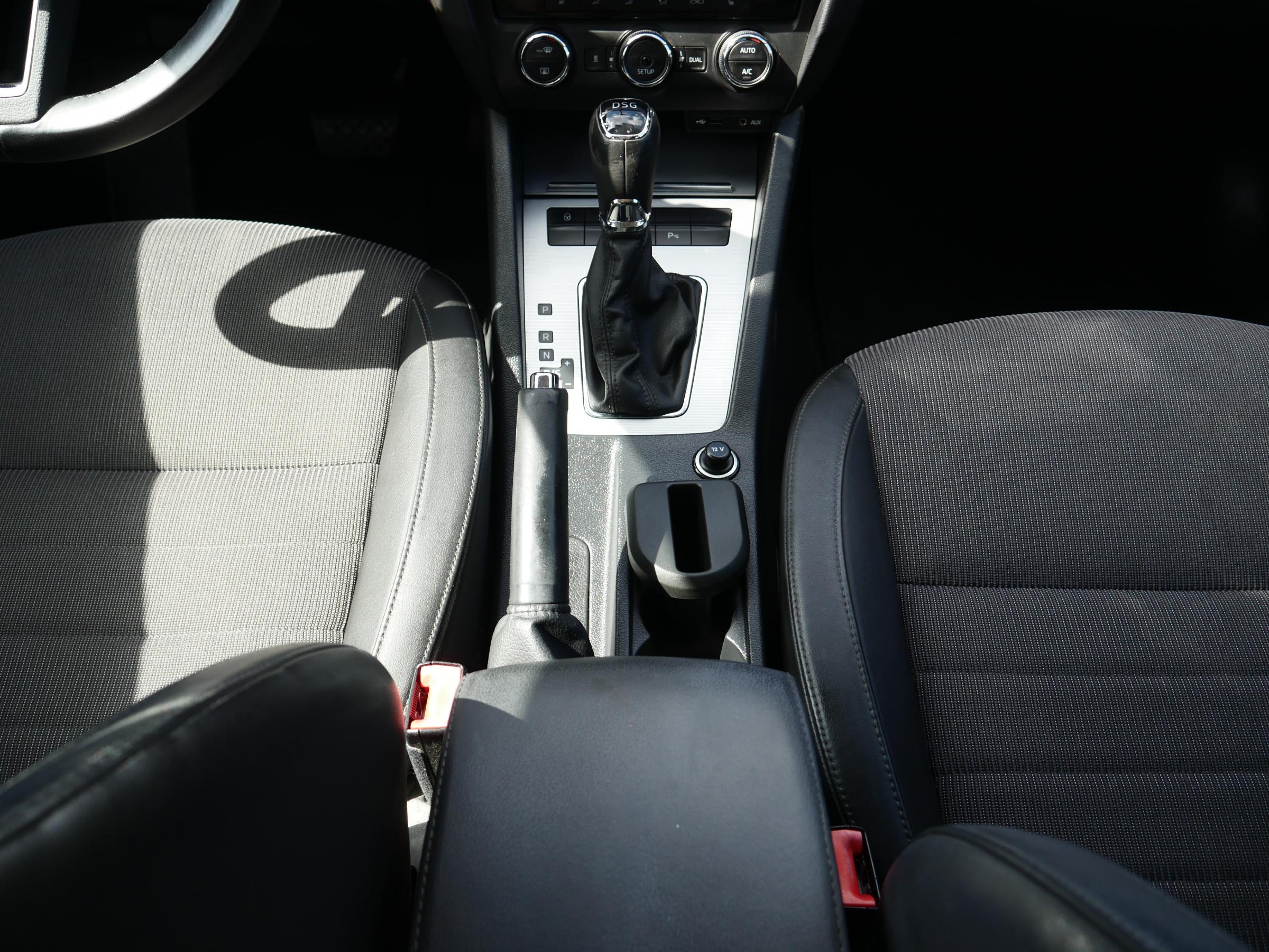 Škoda Octavia III, 2014 - pohled č. 15