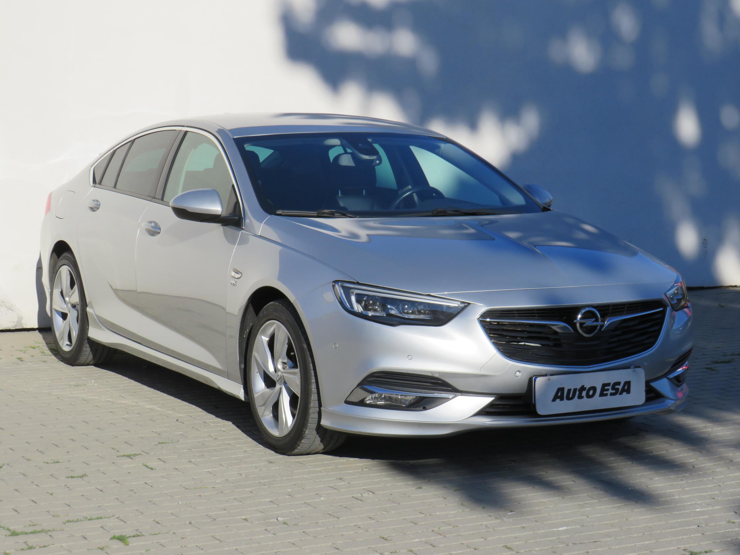 Opel Insignia, 2018 - celkový pohled