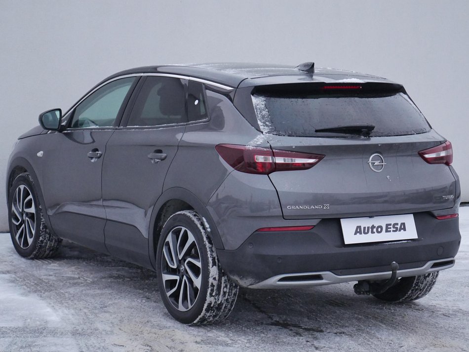 Opel Grandland X 1.2T Innovation