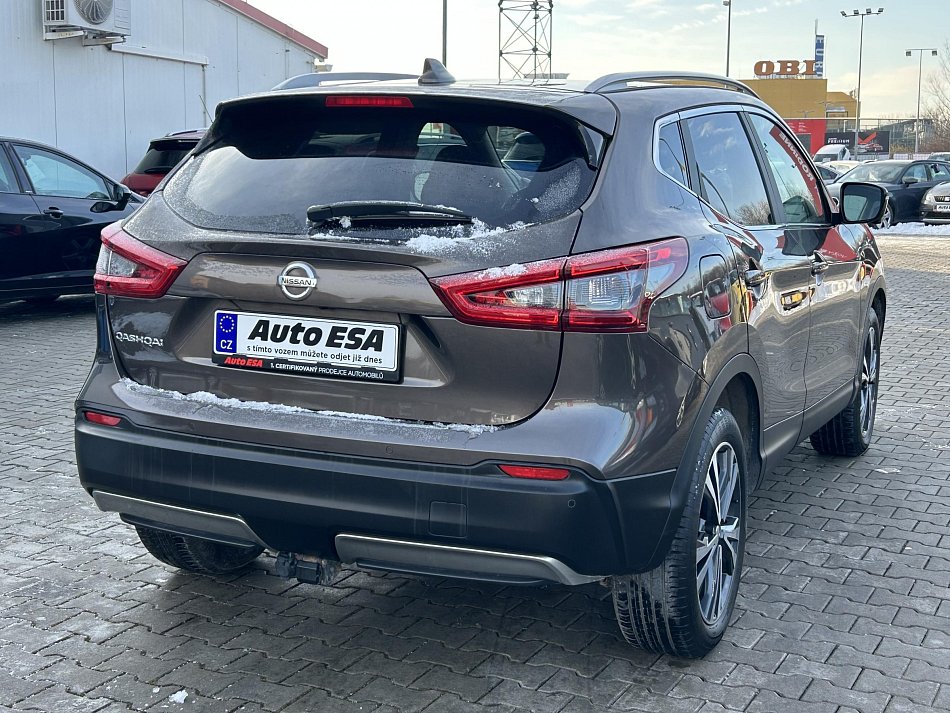 Nissan Qashqai 1.3 DiG-T N-Connecta