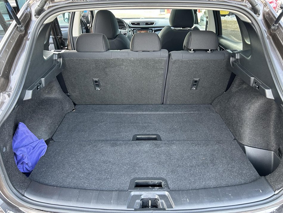 Nissan Qashqai 1.3 DiG-T N-Connecta