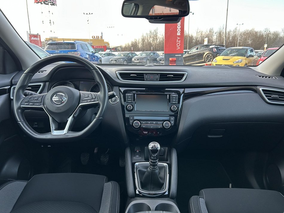 Nissan Qashqai 1.3 DiG-T N-Connecta