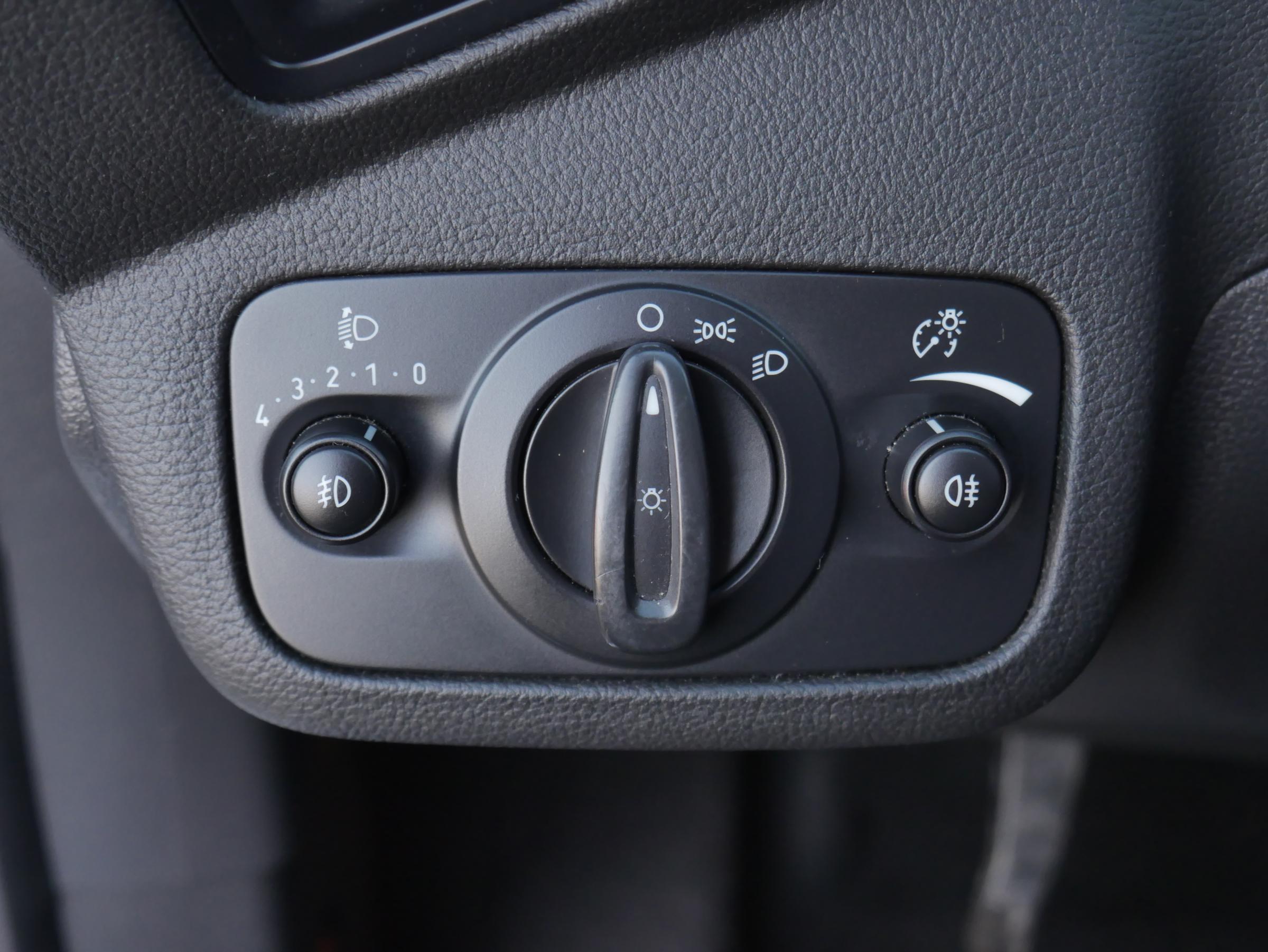 Ford Kuga, 2013 - pohled č. 19