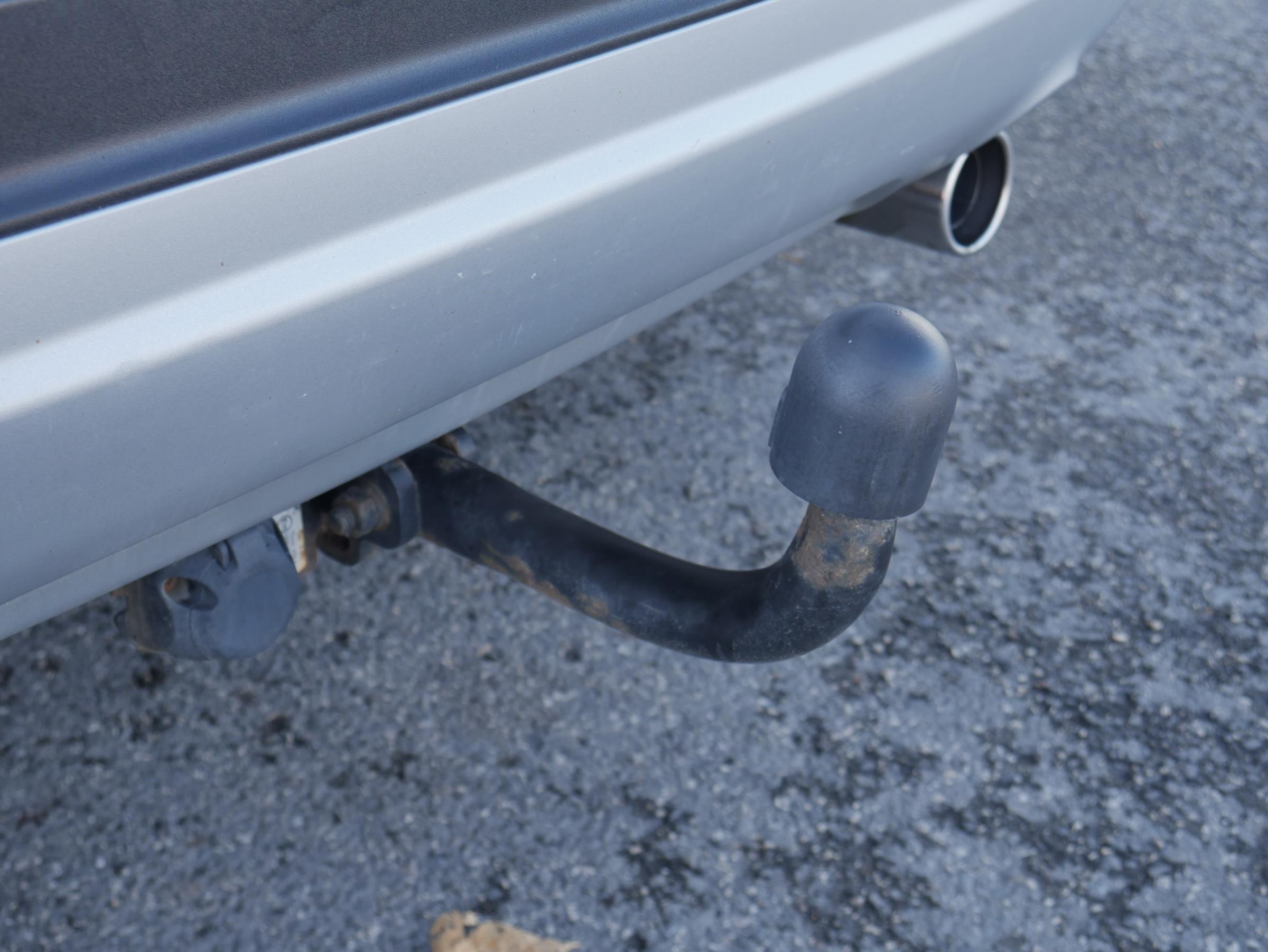 Ford Kuga, 2013 - pohled č. 20