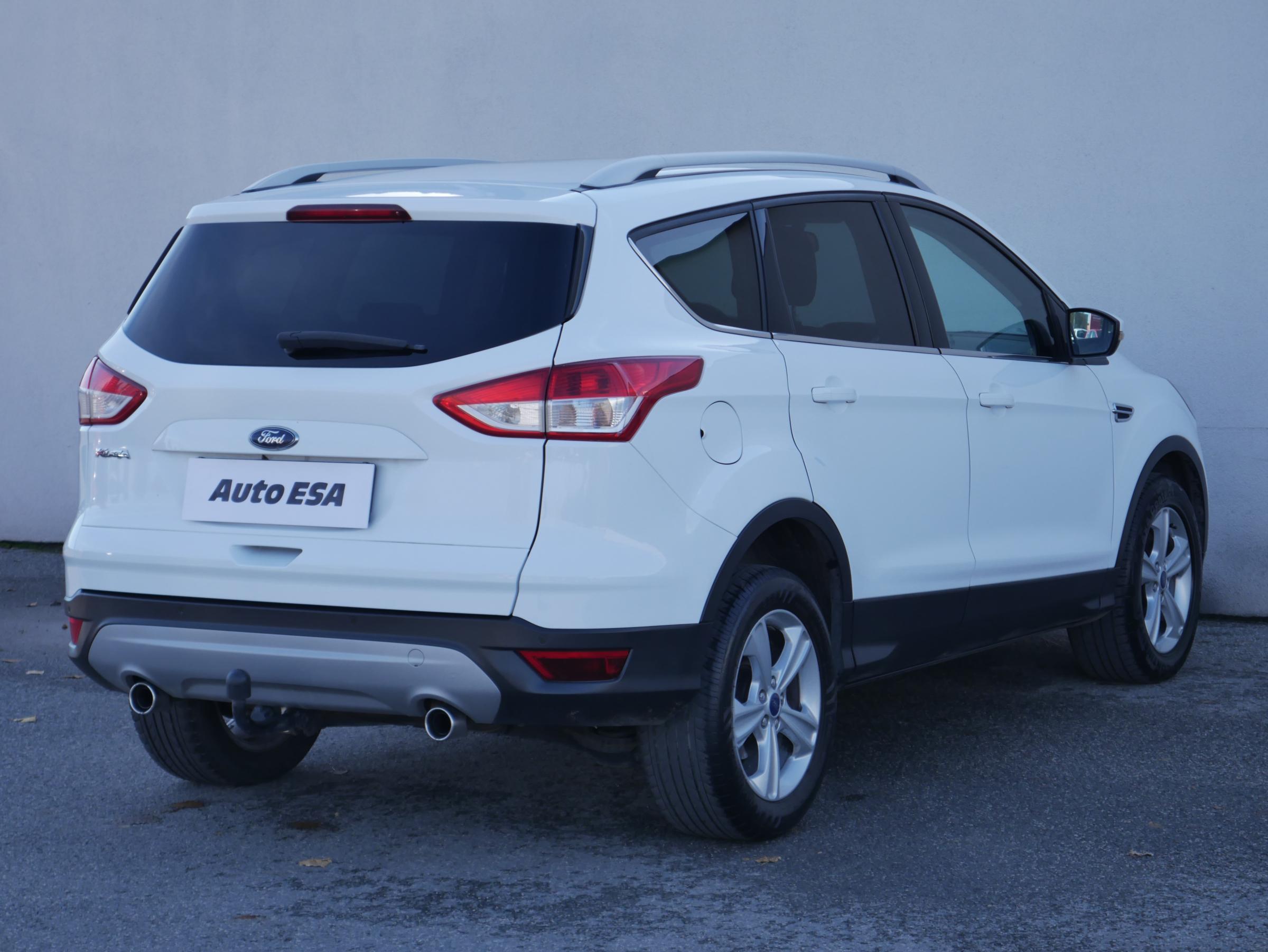 Ford Kuga, 2013 - pohled č. 4