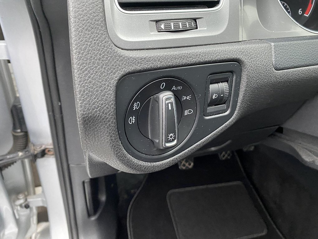 Volkswagen Golf 2.0 TDi Lounge