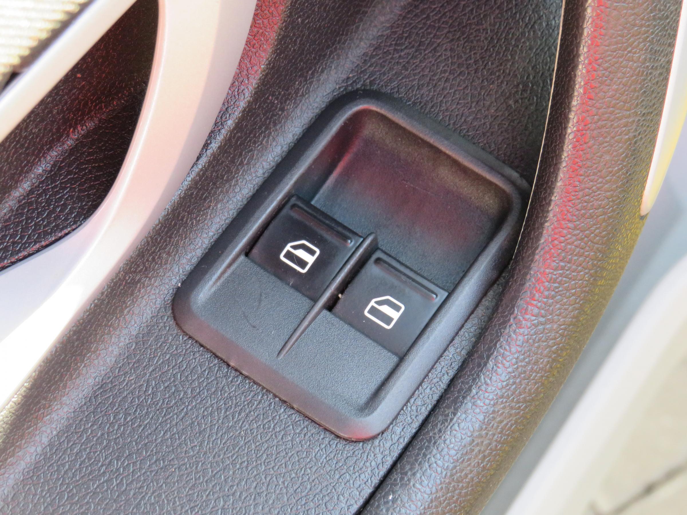 Škoda Fabia II, 2010 - pohled č. 12