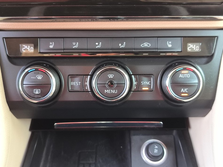 Škoda Superb III 2.0 TDI L&K